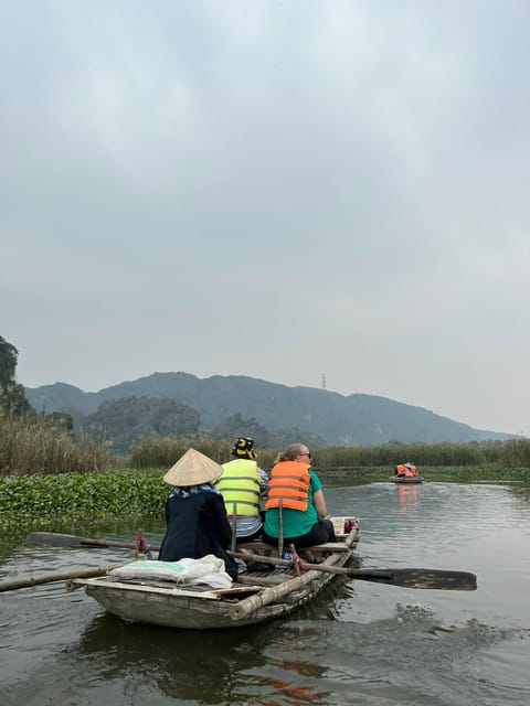 From Hanoi:Ninh Binh Tour Bai Dinh, Trang An, and Mua Cave - Dining Experience