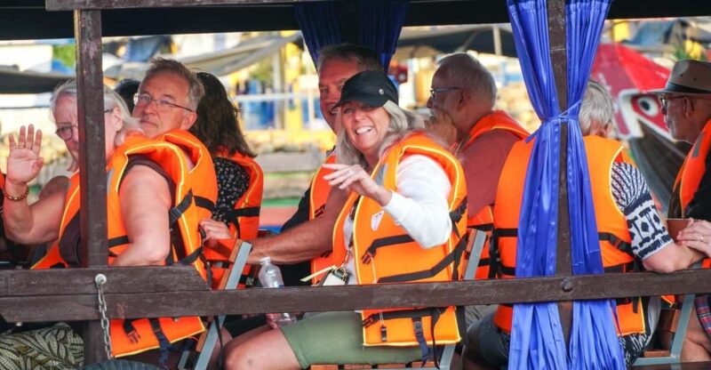 From Hcm: Mekong Delta Floating Market 3days Exit Phnom Penh - Included Services