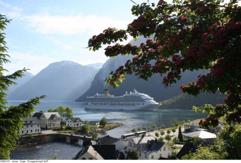From Hellesylt: The Best of Geiranger Shore Excursion - Jostedalsbreen National Park Center