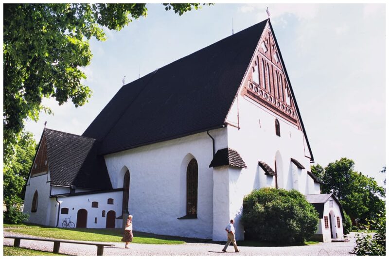 From Helsinki: Private Day Trip to Porvoo - Attractions in Porvoo