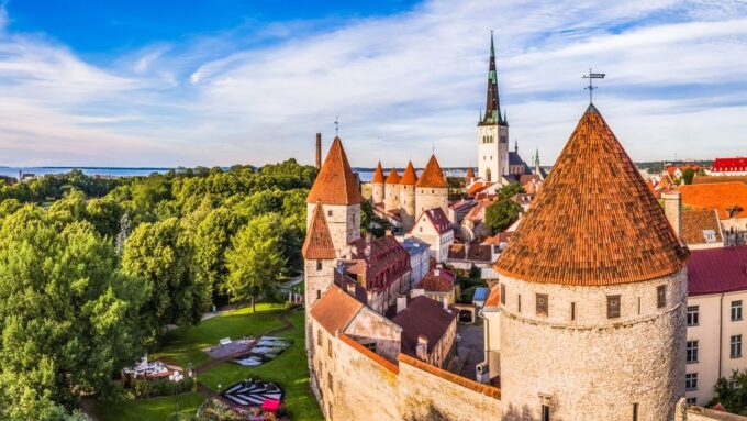 From Helsinki: Return Day Trip Ferry Ticket to Tallinn - Customer Reviews