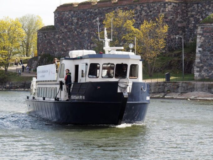 From Helsinki: Round-Trip Ferry Ticket to Suomenlinna - Customer Reviews Summary