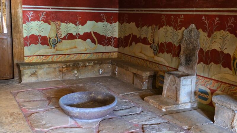 From Heraklion: Historical Center City Tour & Knossos Palace - Optional Museum Visit