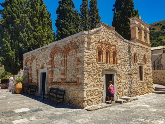 From Heraklion: Knossos & Lassithi Plateau Private Day Tour - Zeus Cave