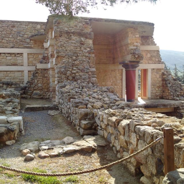 From Heraklion: Knossos Palace Entry Ticket and Private Tour - Pricing and Booking