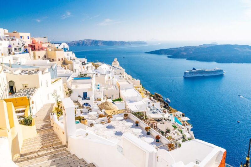 From Heraklion/Rethymno: Santorini Cruise With Pickup - Explore Oia and Fira