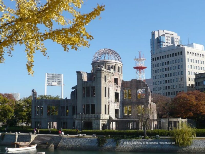 From Hiroshima: Hiroshima and Miyajima 2-Day Tour - Authentic Hiroshima-Style Okonomiyaki
