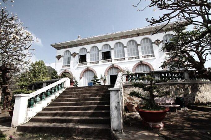 From Ho Chi Minh: 1-Day Trip Vung Taus Landmarks and Beach - Attractions and Sightseeing