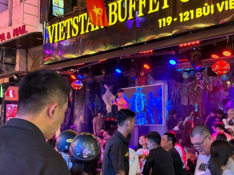 From Ho Chi Minh: Acoustics Live Music & Street Food Tour - Itinerary Highlights