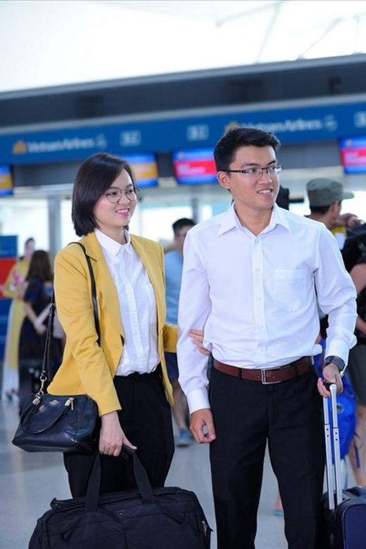 From Ho Chi Minh Airport: Connecting Fast Track Service. - Booking Information