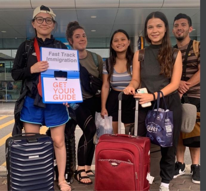 From Ho Chi Minh Airport: Fast Track International Arrival - Immigration and Customs