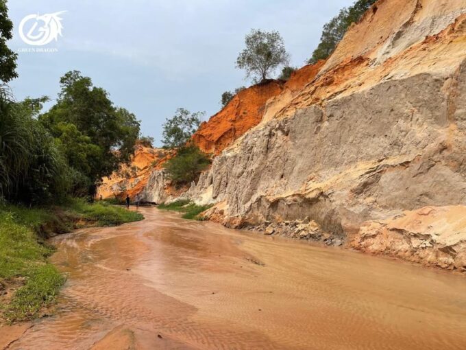 From Ho Chi Minh City: Relax In Mui Ne Beach In 1 Day - Suoi Tien Fairy Stream