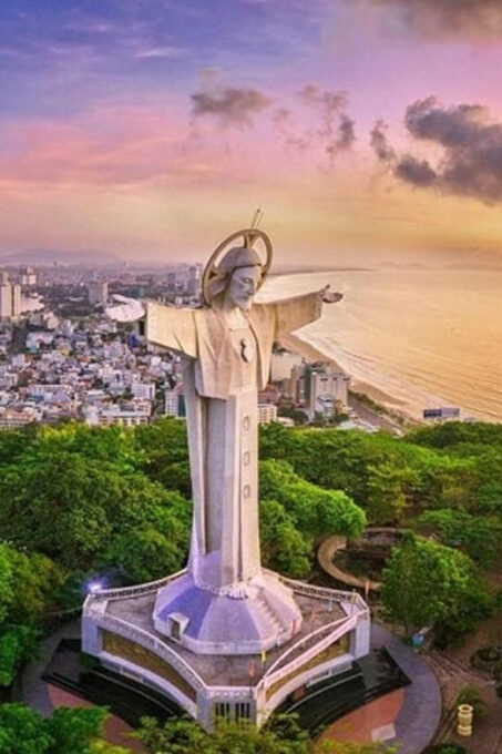 From Ho Chi Minh City: Vung Tau Day Trip With Lunch - Private or Small Group Options