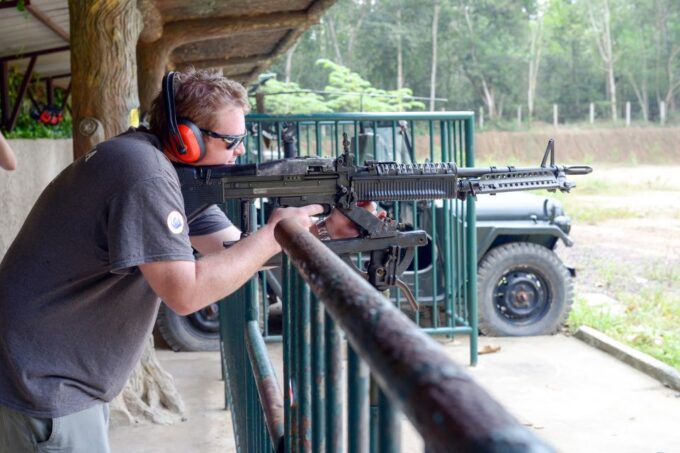 From Ho Chi Minh: Cu Chi Tunnels and VIP Speedboat Tour - Exploring the Cu Chi Tunnels