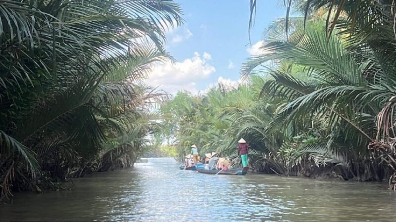 From Ho Chi Minh: MEKONG DELTA GROUP TOUR WITH ROWING BOAT - Group Size and Language