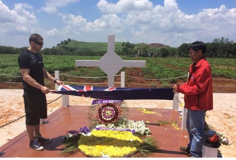 From Ho Chi Minh: Private Long Tan Nui Dat Battle Field - Inclusions