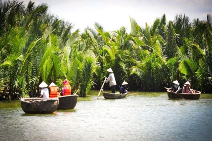From Hoi An: Local Market-Basket Boat Ride and Cooking Class - Fishing Net Demonstration