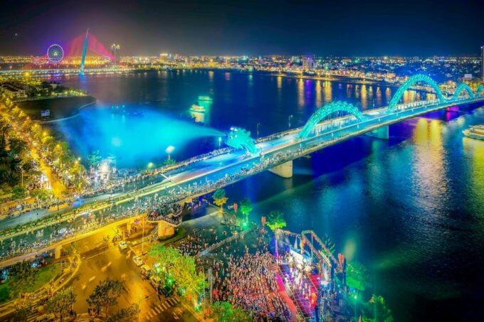 From Hoi An: One-Way Shuttle Bus to Da Nang - Multilingual Drivers