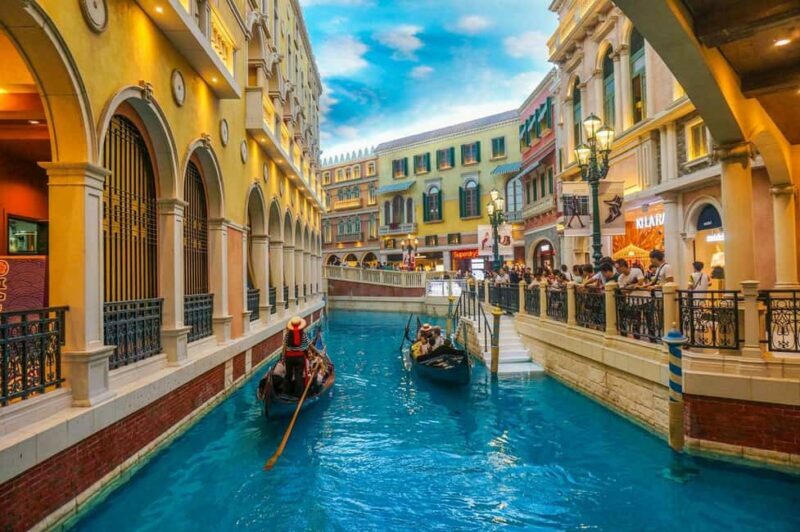 From Hong Kong: Macau Day Tour with Ferry, Lunch & Pickup - An Introduction to the Tour Experience