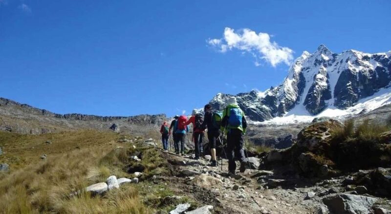 From Huaraz: Trekking Santa Cruz - Llanganuco 4D/3N - Included Services