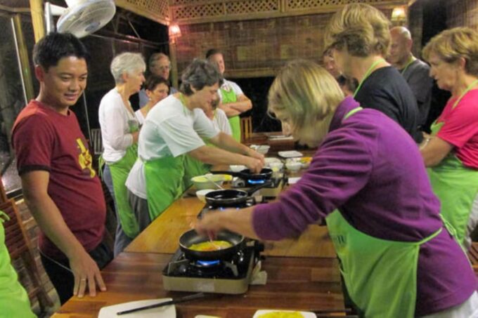 From Hue: 1 Day COOKING CLASS in THUY BIEU VILLAGE - River Boat Ride and Bike Tour