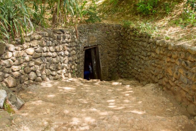 From Hue: Demilitarized Zone Day Trip With Lunch - Vinh Moc Tunnels Discovery