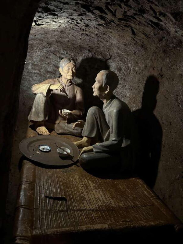 From Hue: DMZ Tour to Vinh Moc Tunnel Half-Day - Itinerary Highlights