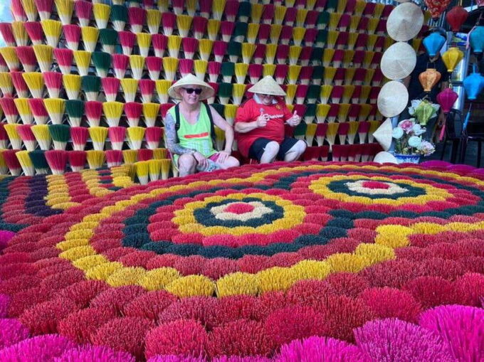 From Hue : Full-Day City Highlights Tour With Lunch - Conical Hat and Incense-Making Village