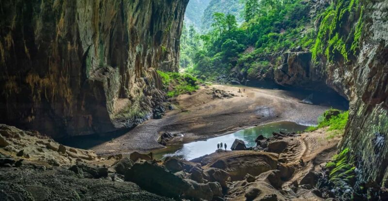 From Hue: Phong Nha Cave and Paradise Cave 2 Days Adventure - Participant Restrictions