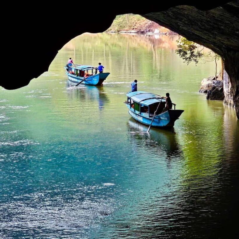 From Hue: Phong Nha Cave & Paradise Cave Full-Day Trip - Included Services