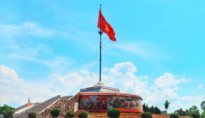 From Hue : Private Car to Phong Nha via DMZ & Sightseeing - Since You Asked