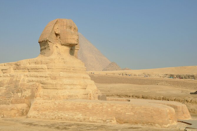 From Hurghada Cairo Over Day, Egyptian Musuem , Pyramids & Lunch - Tour Capacity and Accessibility