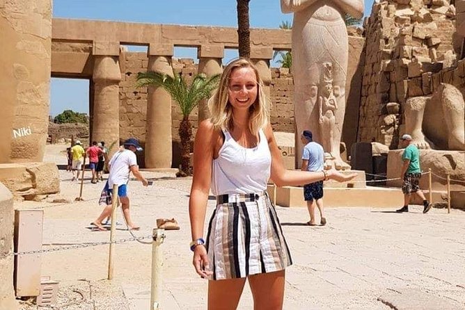 From Hurghada: Day Trip to Visit Luxor and Valley of the Kings - Participant and Transportation Information