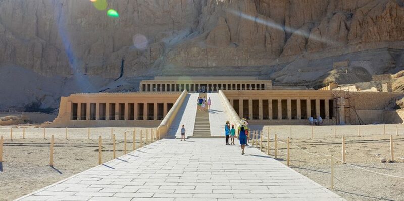 From Hurghada: Luxor Private Guided Tour - Itinerary Highlights