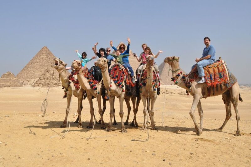 From Hurghada: Pyramids & Museum Small Group Tour by Van - Customer Experience
