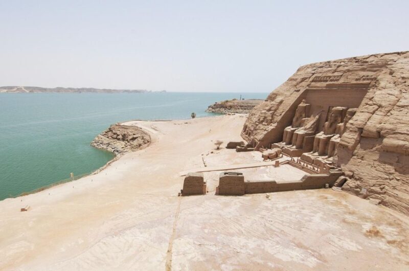 From Hurghada: Two-Day Private Tour of Luxor and Abu Simbel - Included Experiences