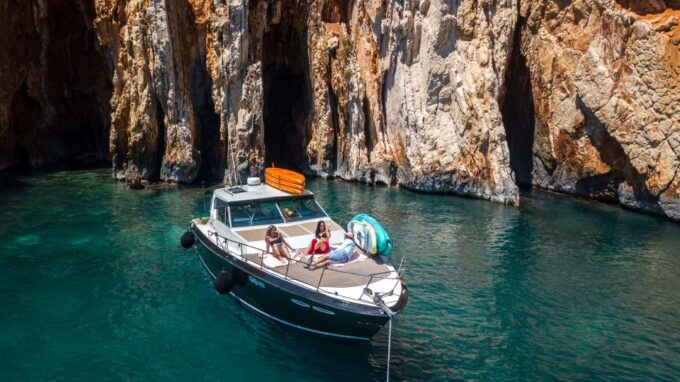 From Hvar: Blue Cave and Island-Hopping Yacht Tour - Experience Five Croatian Islands