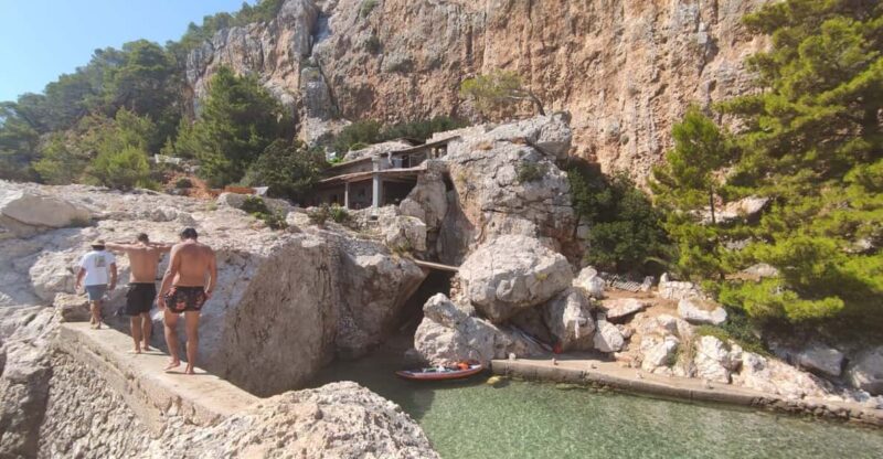 From Hvar: Red Rocks and Secret Caves Boat Tour - Experience Highlights
