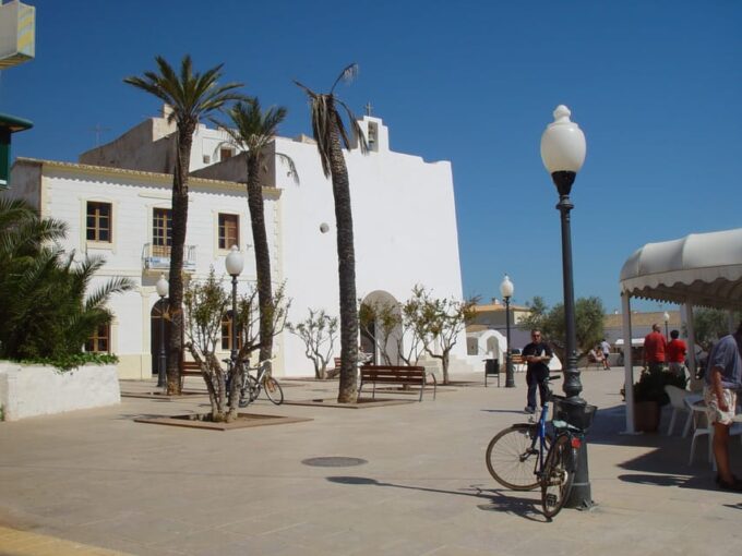 From Ibiza: Ferry and Guided Bus Excursion in Formentera - Preparing for the Excursion