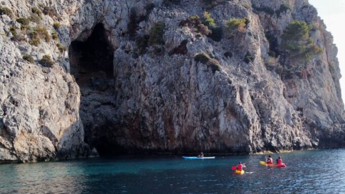 From Inmood Hotel Alcanada. Kayaking Guided Route Island - Reservation and Payment Details