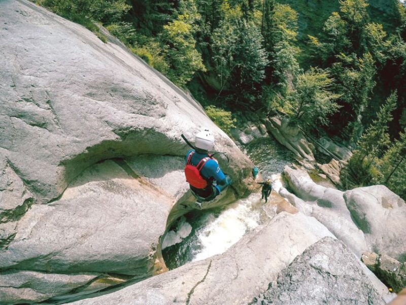 From Interlaken: Canyoning Chli Schliere - Experienced Professional Guides and Support
