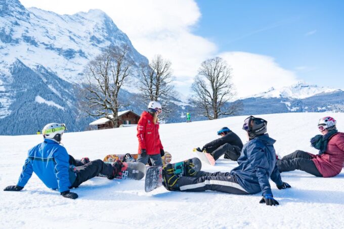 From Interlaken: Grindelwald Beginners Snowboarding Lesson - Customer Reviews
