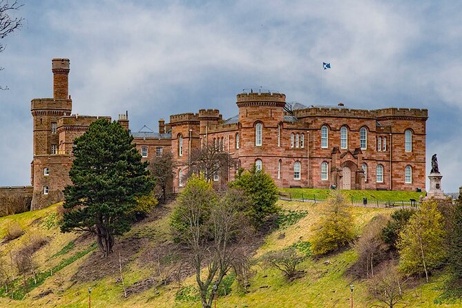 From Invergordon to Loch Ness , Inverness , Cawdor Castle + More - Clava Cairns and Cawdor Castle