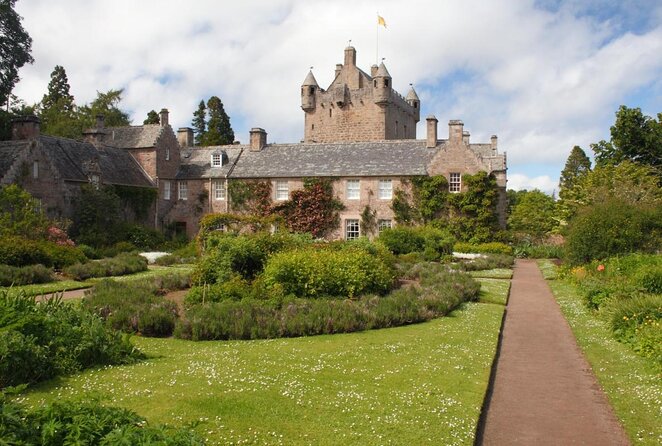 From Inverness Visit Loch Ness, Culloden & Cawdor Castle Day Tour - Quick Points
