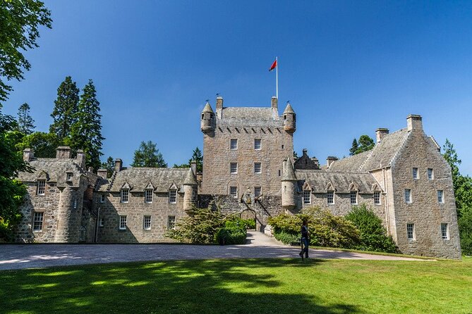 From Inverness Visit Loch Ness, Culloden & Cawdor Castle Day Tour - Visiting Culloden Battlefield