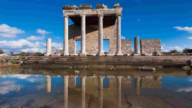 From Istanbul: 2-Day Ephesus, Pamukkale, & Hierapolis Tour - Itinerary and Activities