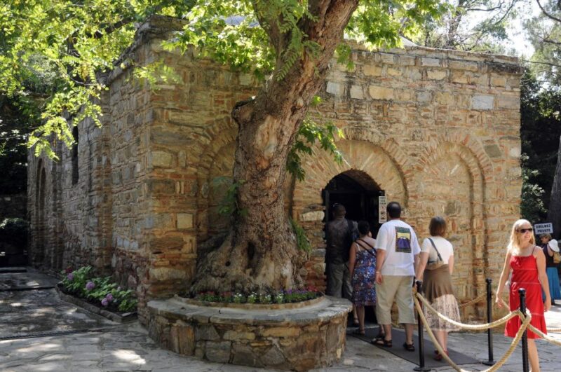 From Istanbul: 2 Days Pamukkale and Ephesus Tour - Accommodation and Meals