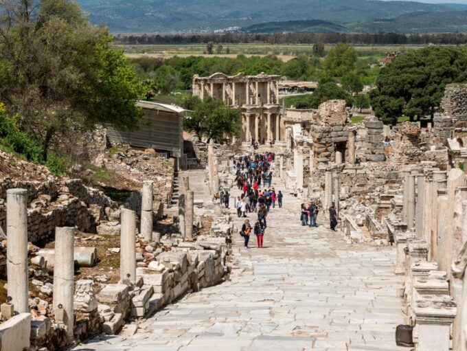 From Izmir: Ephesus and Virgin Mary House Guided Day Trip - Inclusions and Exclusions