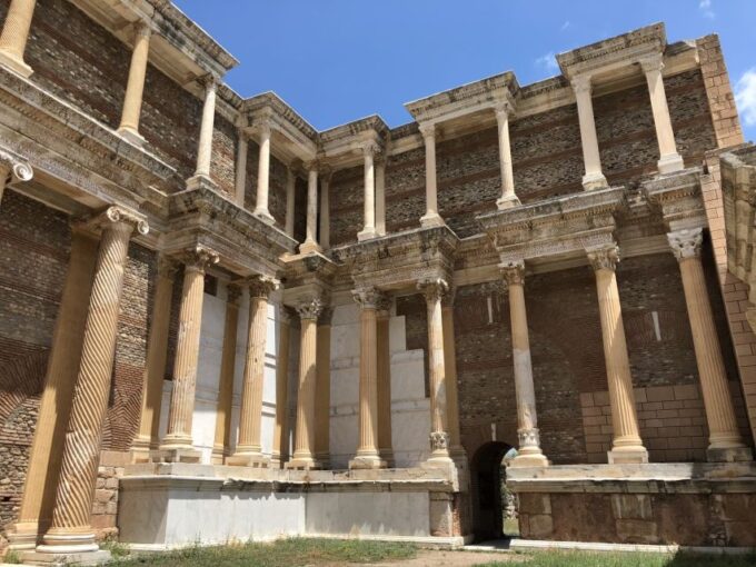 From Izmir/Kusadasi: Private Ancient Sardis Tour With Lunch - Marveling at the Temple of Artemis