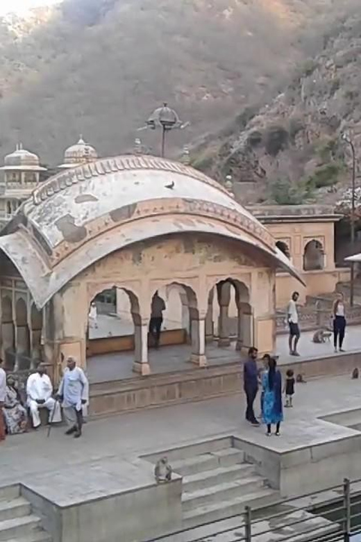 From Jaipur : Jaipur Sightseeing With Galta G Temple - Key Points
